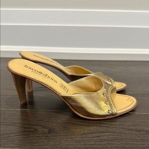 Town Shoes vintage gold kitten mules size 37